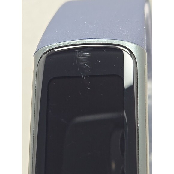 Fitbit Charge 5 Fitness Tracker GPS SpO2 Sleep Monitor Activity W/ Charger Bands - Picture 4 of 11